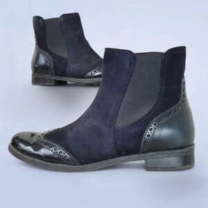 Ateliers Black Patent Leather & Suede‎ Ankle Booties with Brogue Detailing - 37